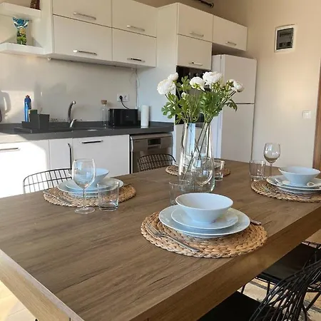 Cheerful 1 Bedroom With Forest View * Istanbul