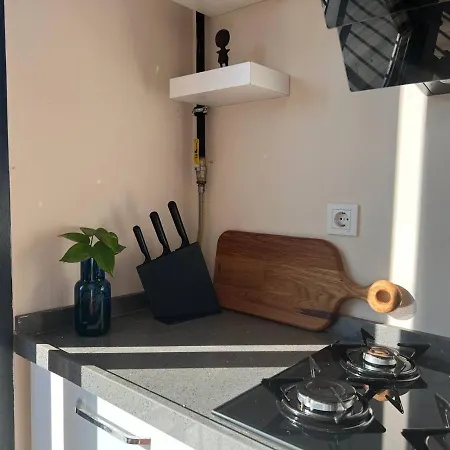 Cheerful 1 Bedroom With Forest View * Istanbul